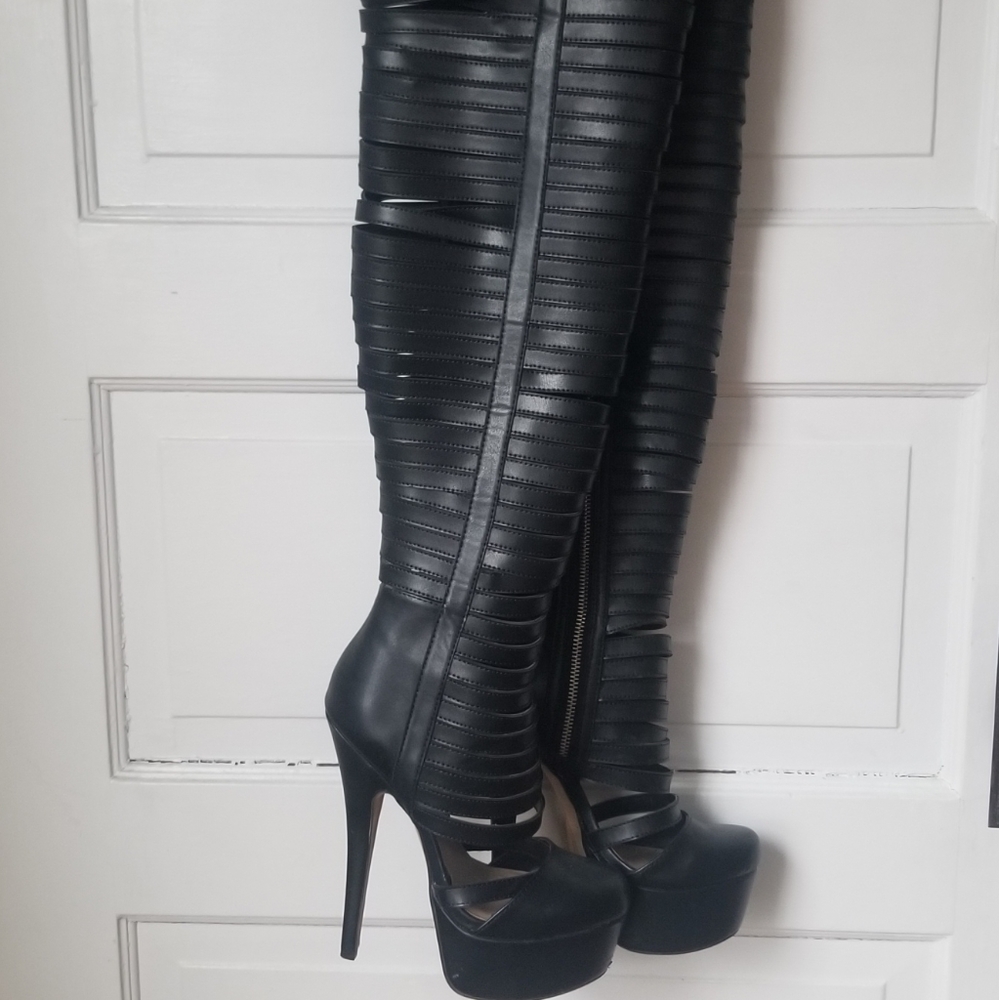 Zigi Soho leather strap thigh boots